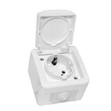 Wallmounted Waterproof single schuko socket IP54 16A white