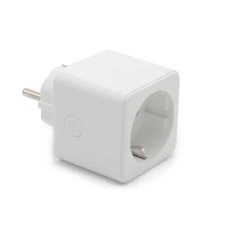 Smart plug with switch & WiFi Tuya